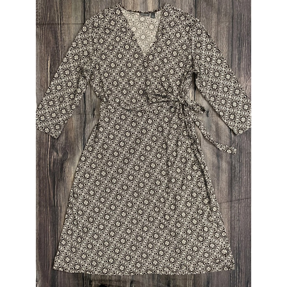 Apt 9 Brown Beige 3/4 Sleeve Wrap Dress XL - Picture 4 of 8